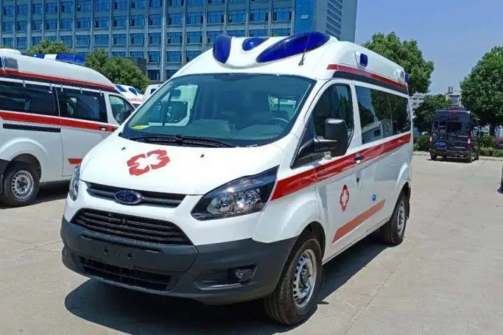 玉龙长途救护车转院